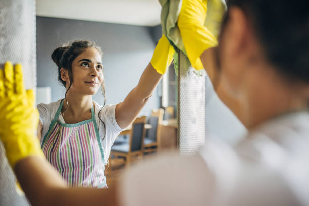 مكاتب خدم في ابوظبي انستقرام