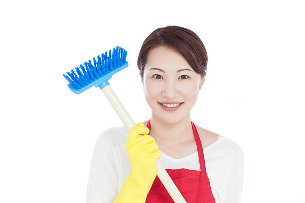 نقل كفالة منزلية سلطنة عمان