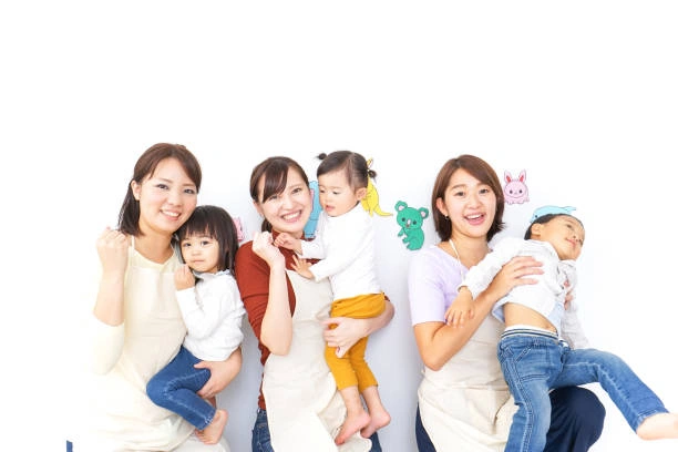 استقدام مربيات أطفال في عمان